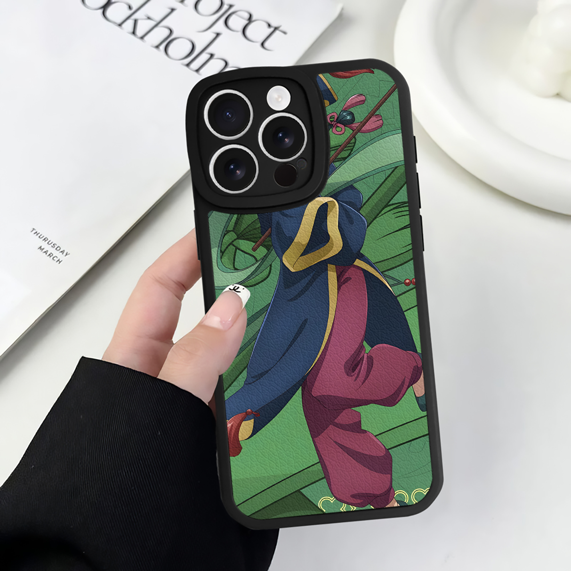 薬屋のひとりごと The Apothecary Diaries 【iPhone 16シリーズ対応】シリコンスマホケース（レザー調） 材質：シリコン